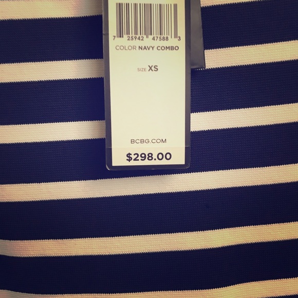 Dress BcBG - Picture 1 of 2